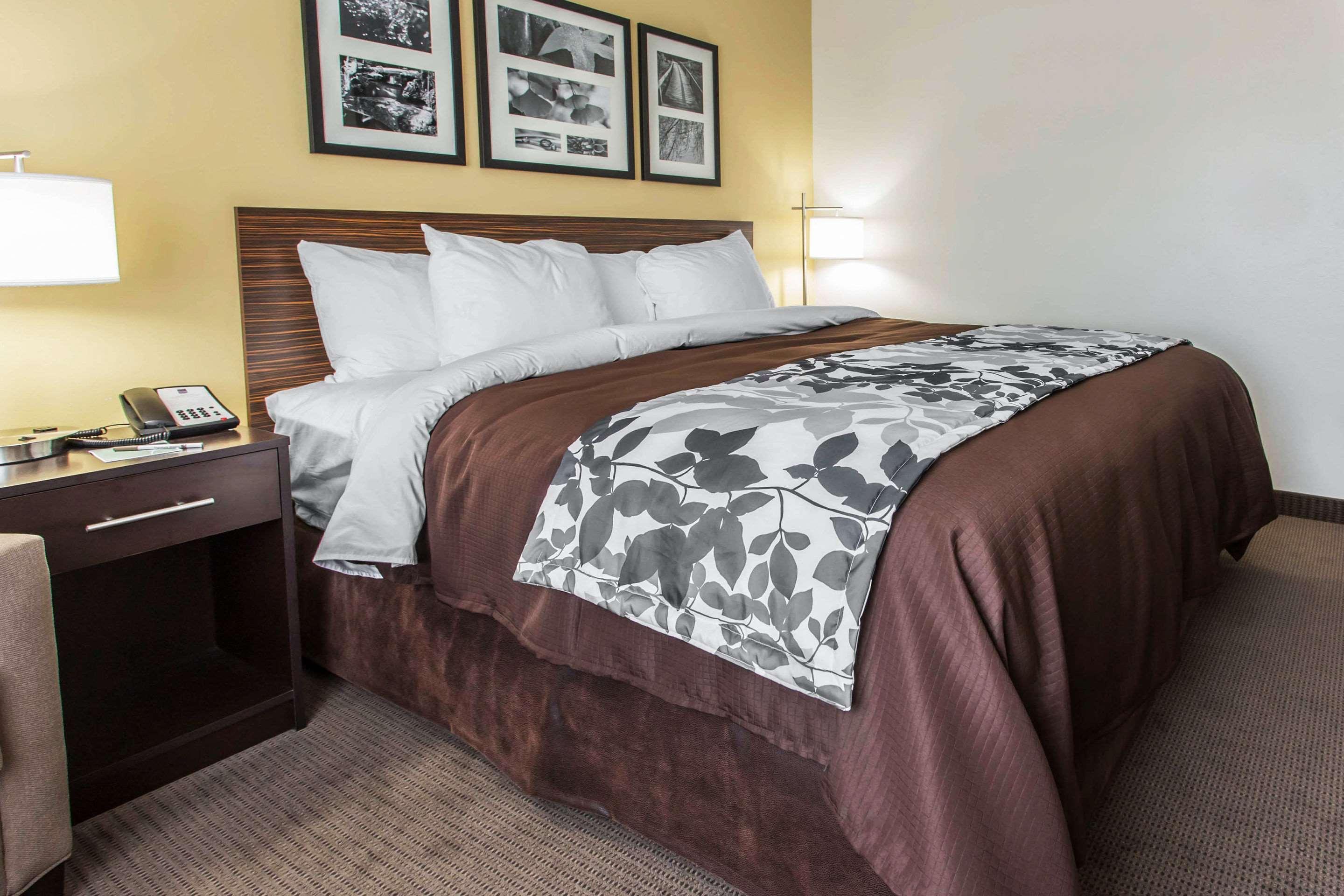 Sleep Inn & Suites Lincoln University Area Eksteriør bilde