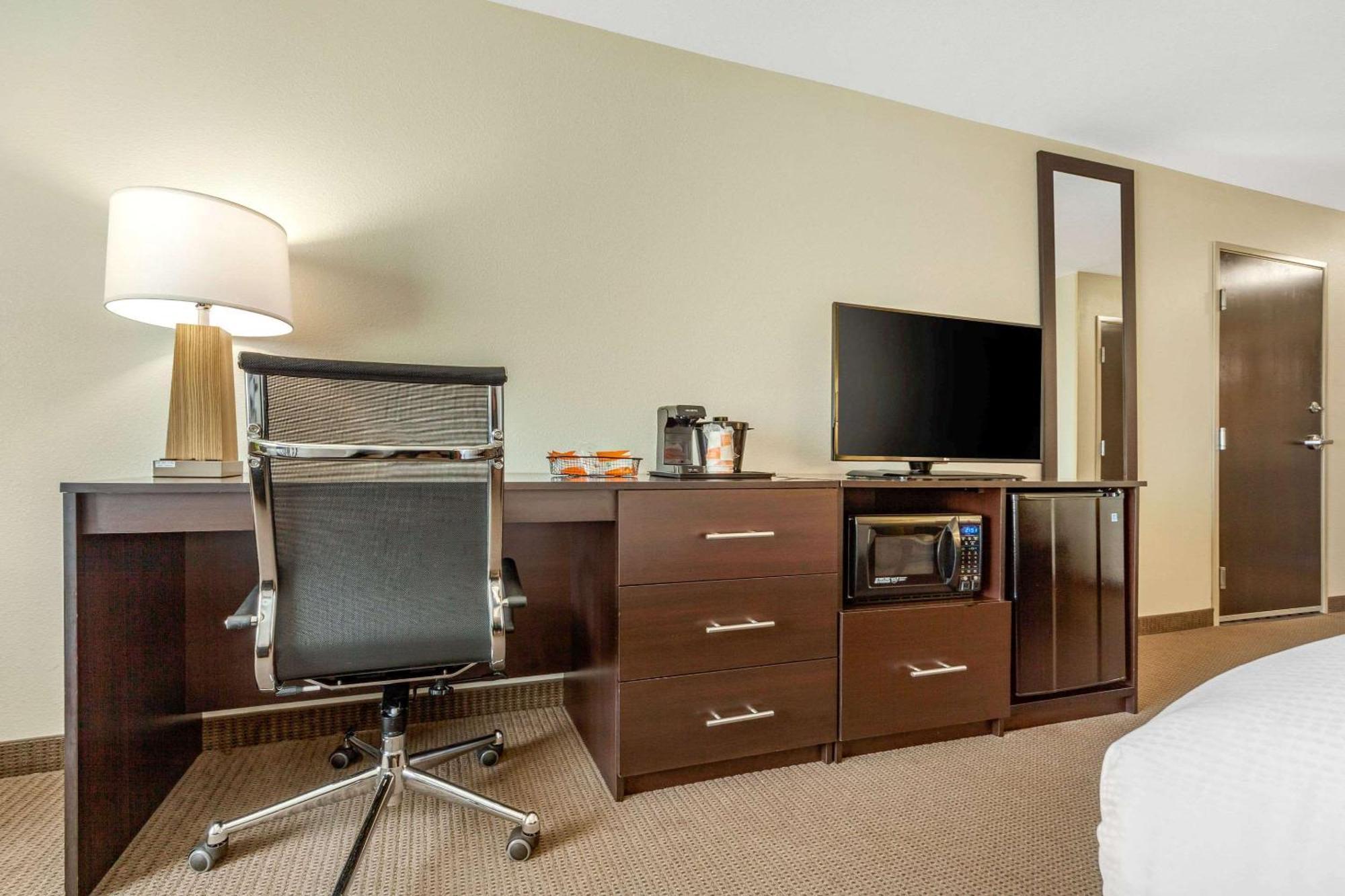 Sleep Inn & Suites Lincoln University Area Eksteriør bilde